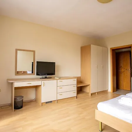 Hotel Astra Сандански Екстериор снимка